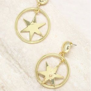 18K Gold-Plated Dramatic Star Hoop Earring